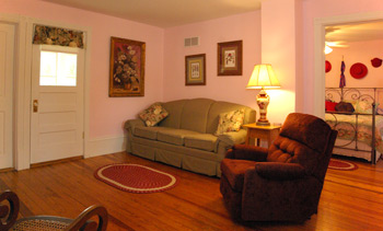 The Red Hat Suite sitting room